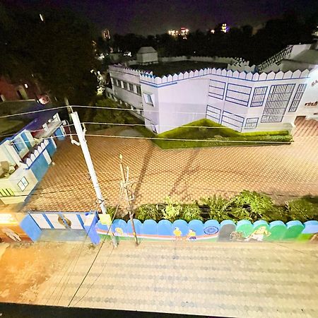 Hotel Rb International ! Puri Near-Sea-Beach-And-Temple Fully-Air-Conditioned-Hotel With-Lift-And-Card Payment Accepted-Parking-Facility, Best Hotel In 普里 外观 照片