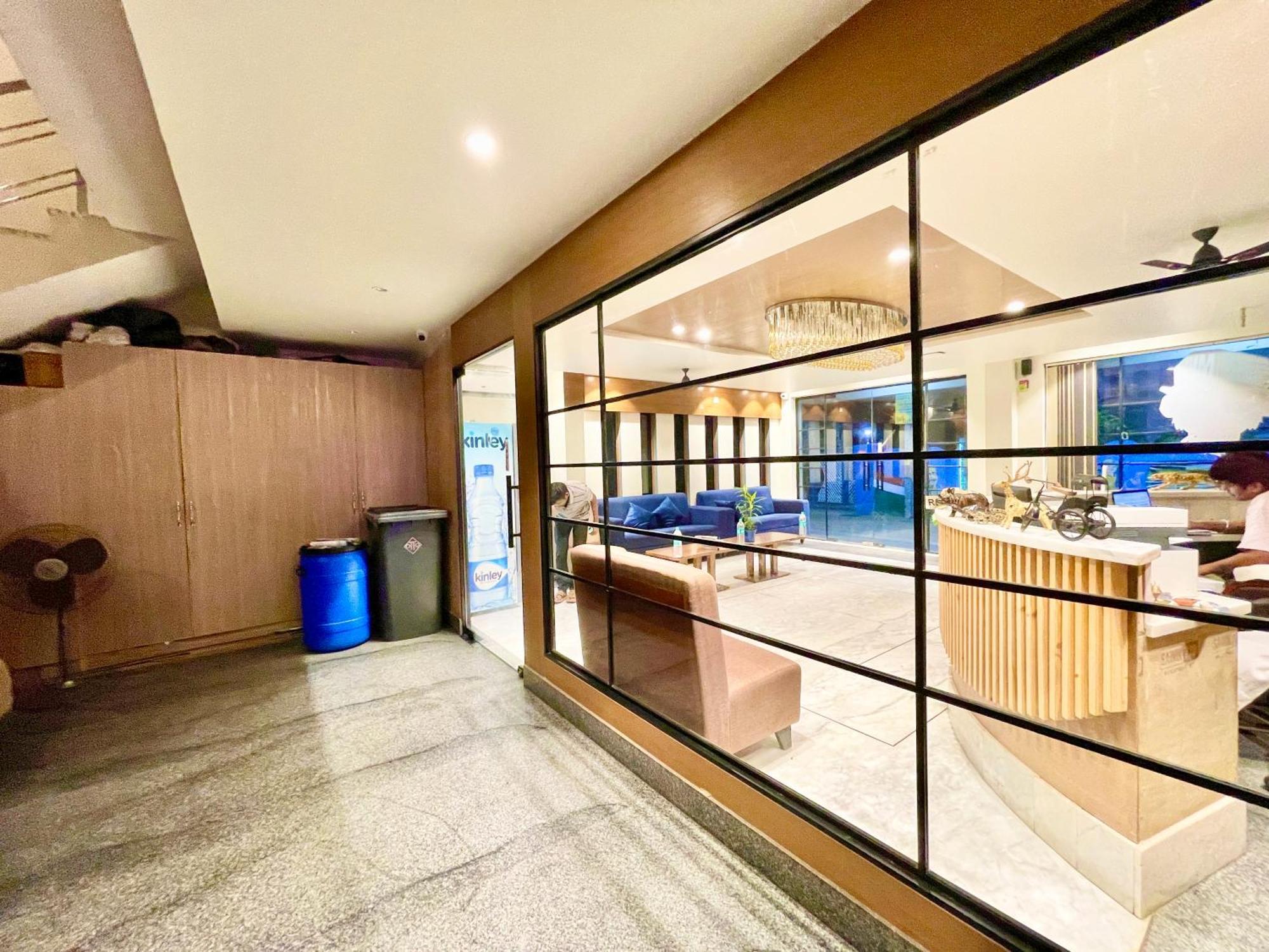 Hotel Rb International ! Puri Near-Sea-Beach-And-Temple Fully-Air-Conditioned-Hotel With-Lift-And-Card Payment Accepted-Parking-Facility, Best Hotel In 普里 外观 照片