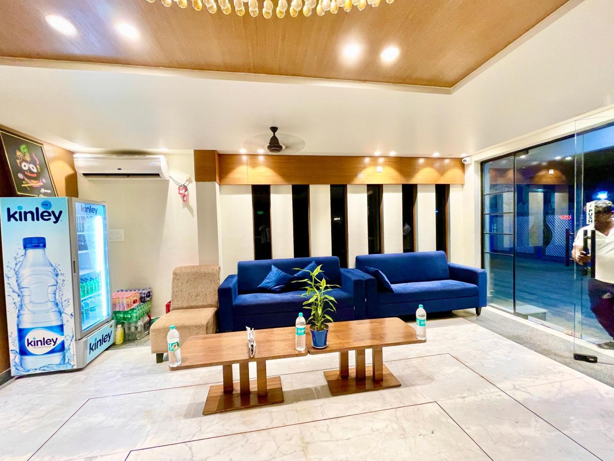 Hotel Rb International ! Puri Near-Sea-Beach-And-Temple Fully-Air-Conditioned-Hotel With-Lift-And-Card Payment Accepted-Parking-Facility, Best Hotel In 普里 外观 照片