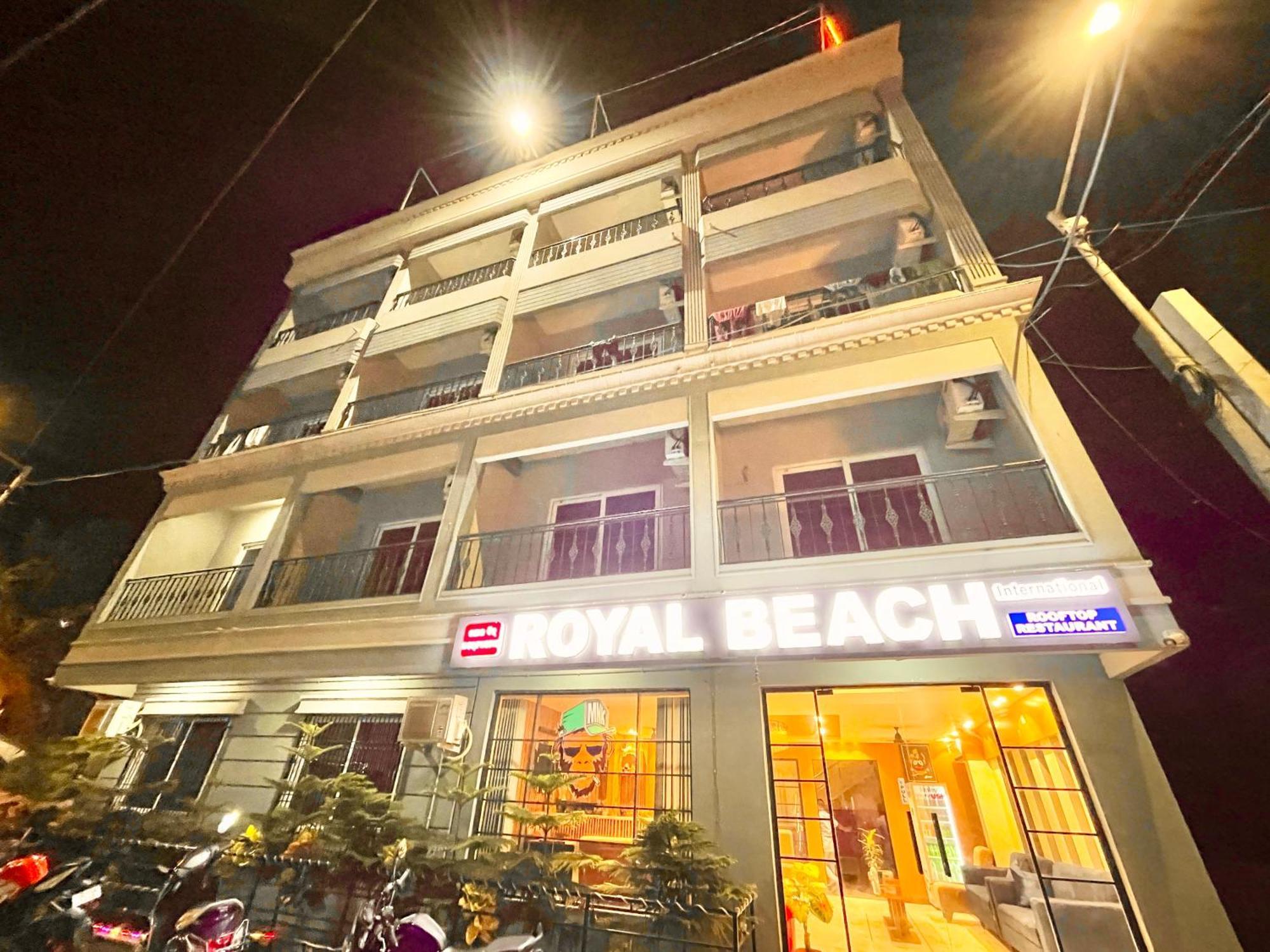 Hotel Rb International ! Puri Near-Sea-Beach-And-Temple Fully-Air-Conditioned-Hotel With-Lift-And-Card Payment Accepted-Parking-Facility, Best Hotel In 普里 外观 照片