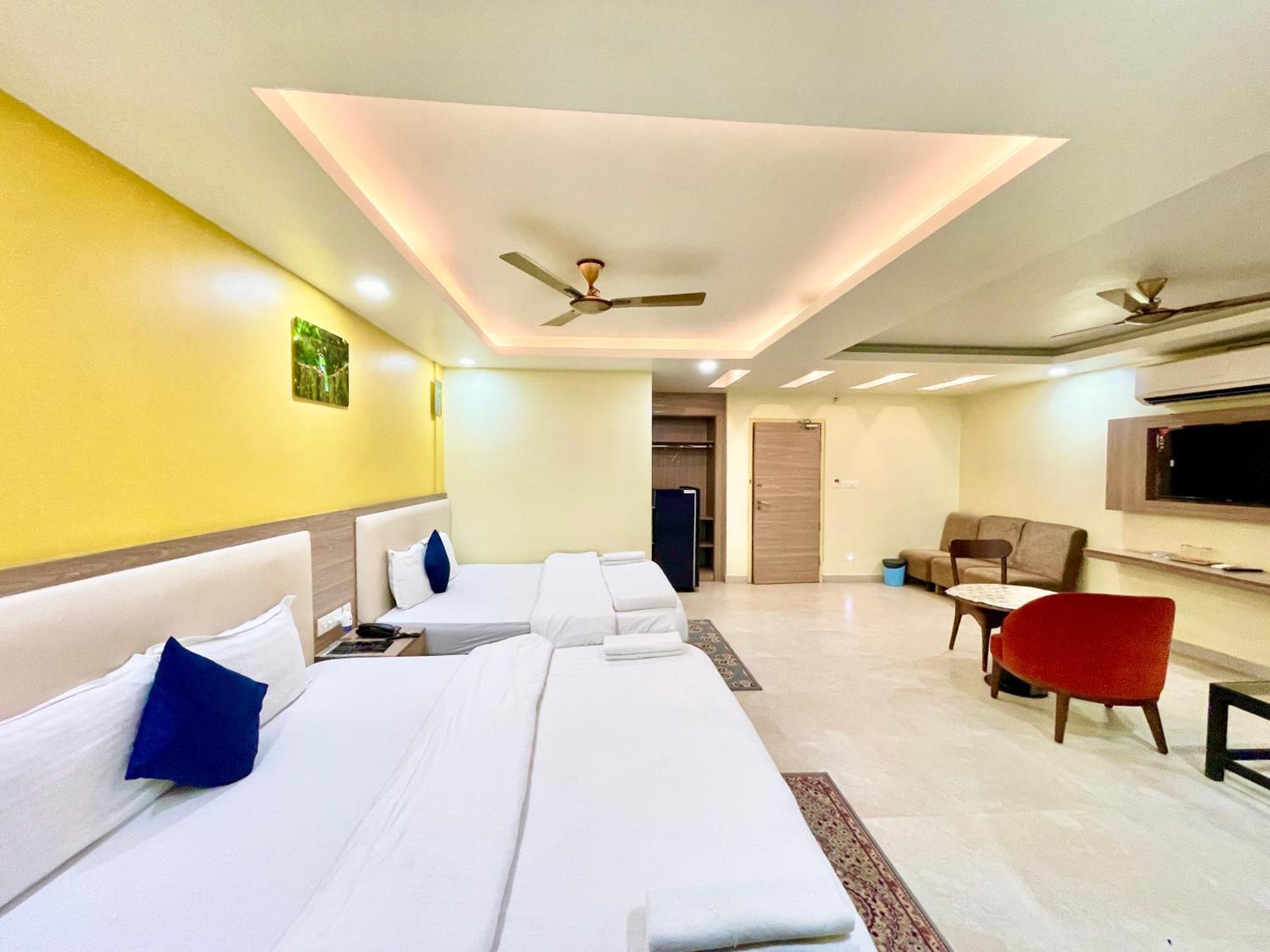 Hotel Rb International ! Puri Near-Sea-Beach-And-Temple Fully-Air-Conditioned-Hotel With-Lift-And-Card Payment Accepted-Parking-Facility, Best Hotel In 普里 外观 照片