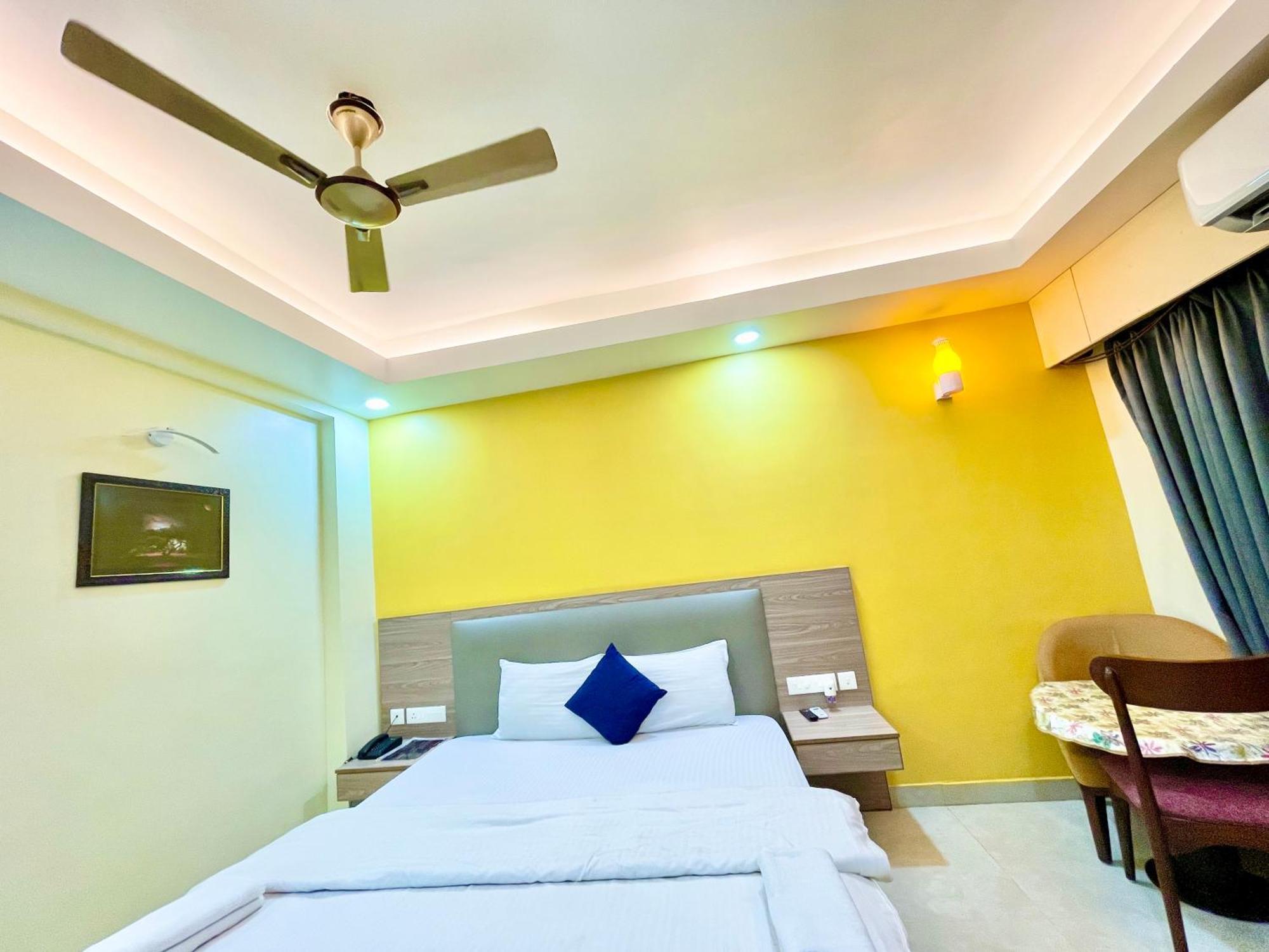Hotel Rb International ! Puri Near-Sea-Beach-And-Temple Fully-Air-Conditioned-Hotel With-Lift-And-Card Payment Accepted-Parking-Facility, Best Hotel In 普里 外观 照片