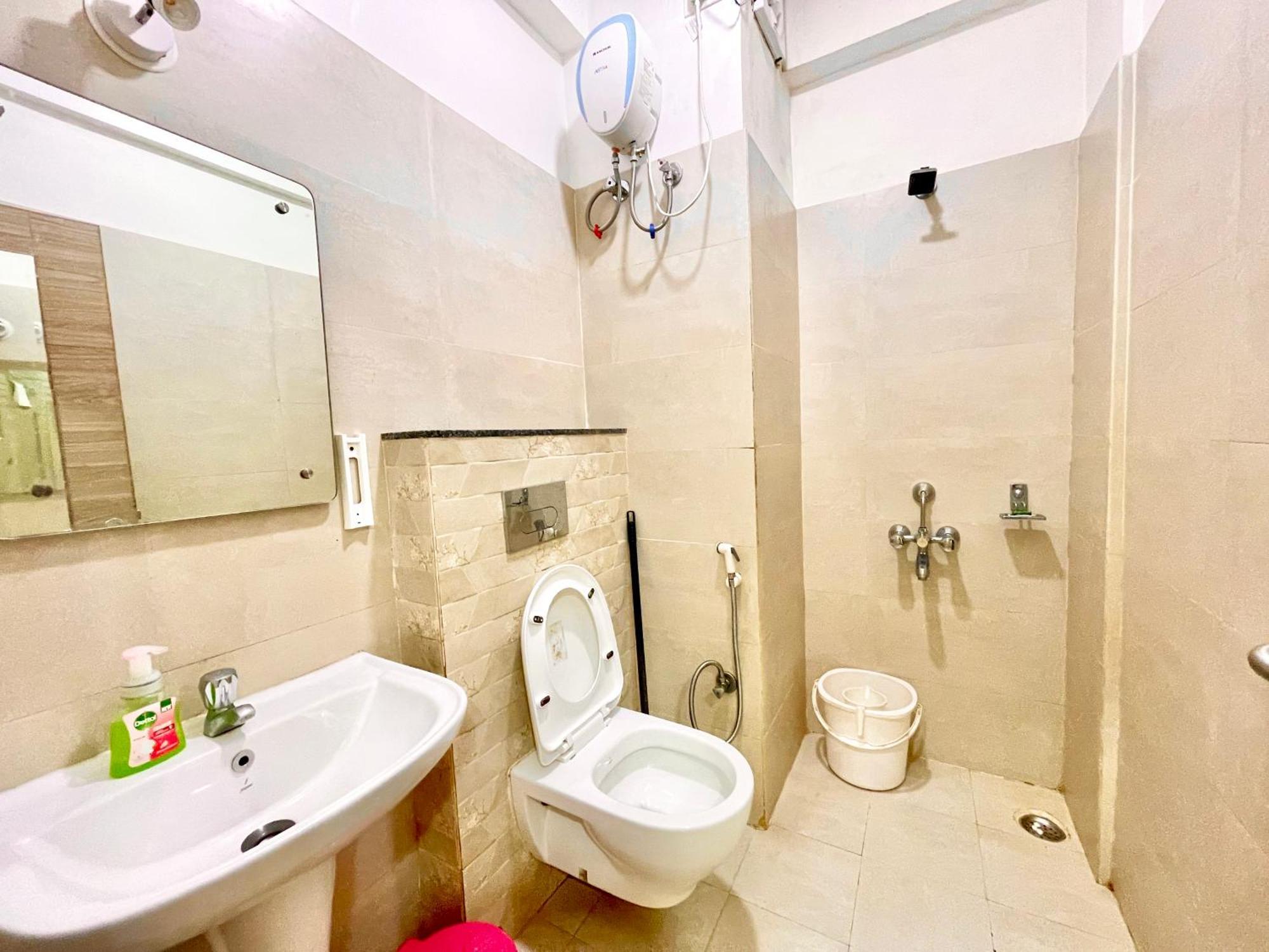 Hotel Rb International ! Puri Near-Sea-Beach-And-Temple Fully-Air-Conditioned-Hotel With-Lift-And-Card Payment Accepted-Parking-Facility, Best Hotel In 普里 外观 照片