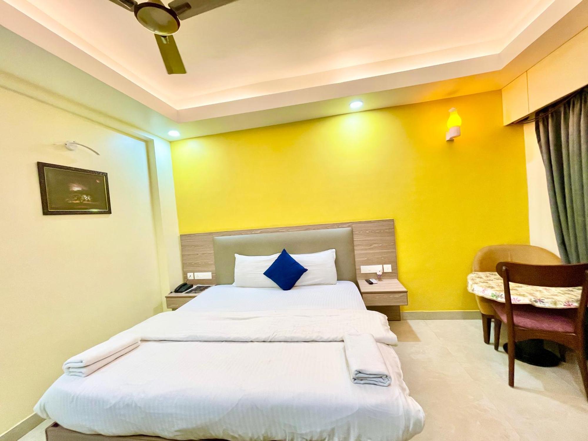 Hotel Rb International ! Puri Near-Sea-Beach-And-Temple Fully-Air-Conditioned-Hotel With-Lift-And-Card Payment Accepted-Parking-Facility, Best Hotel In 普里 外观 照片
