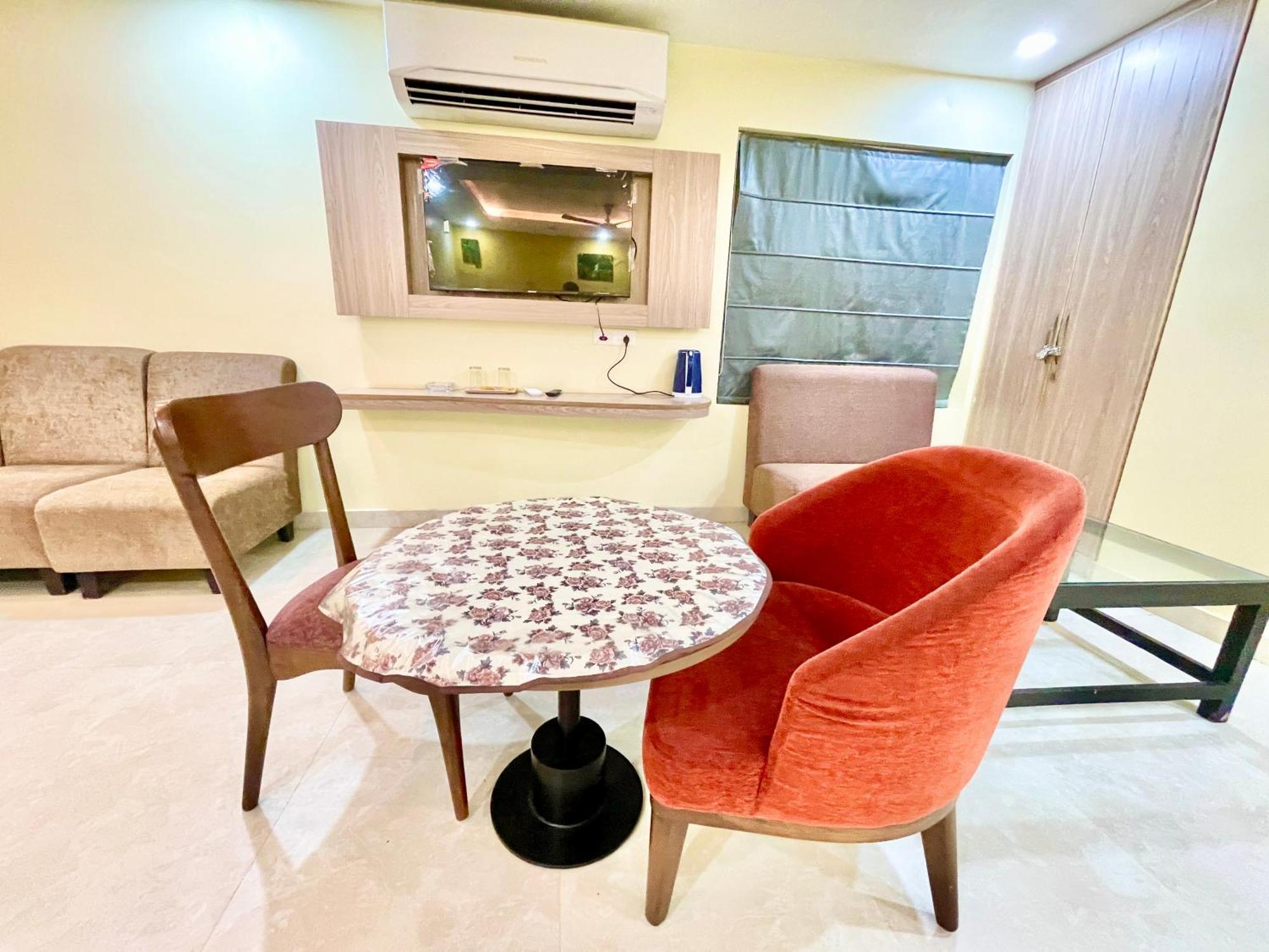 Hotel Rb International ! Puri Near-Sea-Beach-And-Temple Fully-Air-Conditioned-Hotel With-Lift-And-Card Payment Accepted-Parking-Facility, Best Hotel In 普里 外观 照片